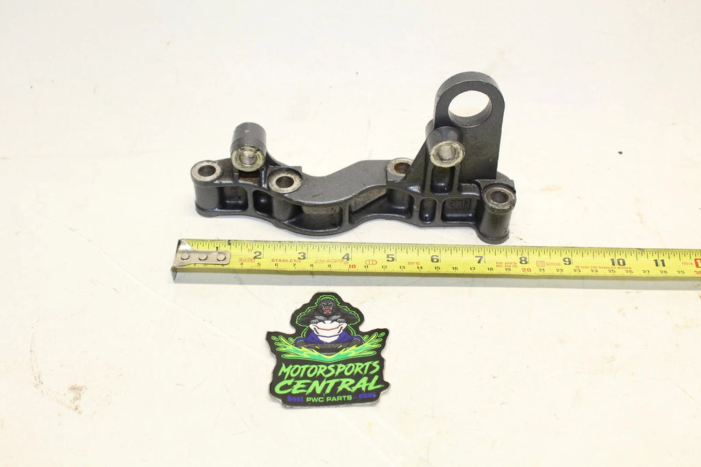 Exhaust Pipe Bracket for Yamaha Wave Raider Venture 1100 (1996–1999)