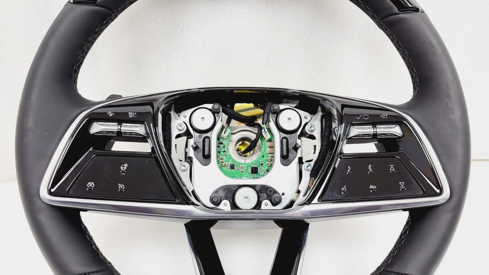 Steering Wheel for Cadillac LYRIQ (2023–2026) Black w/Super Cruise 85013827