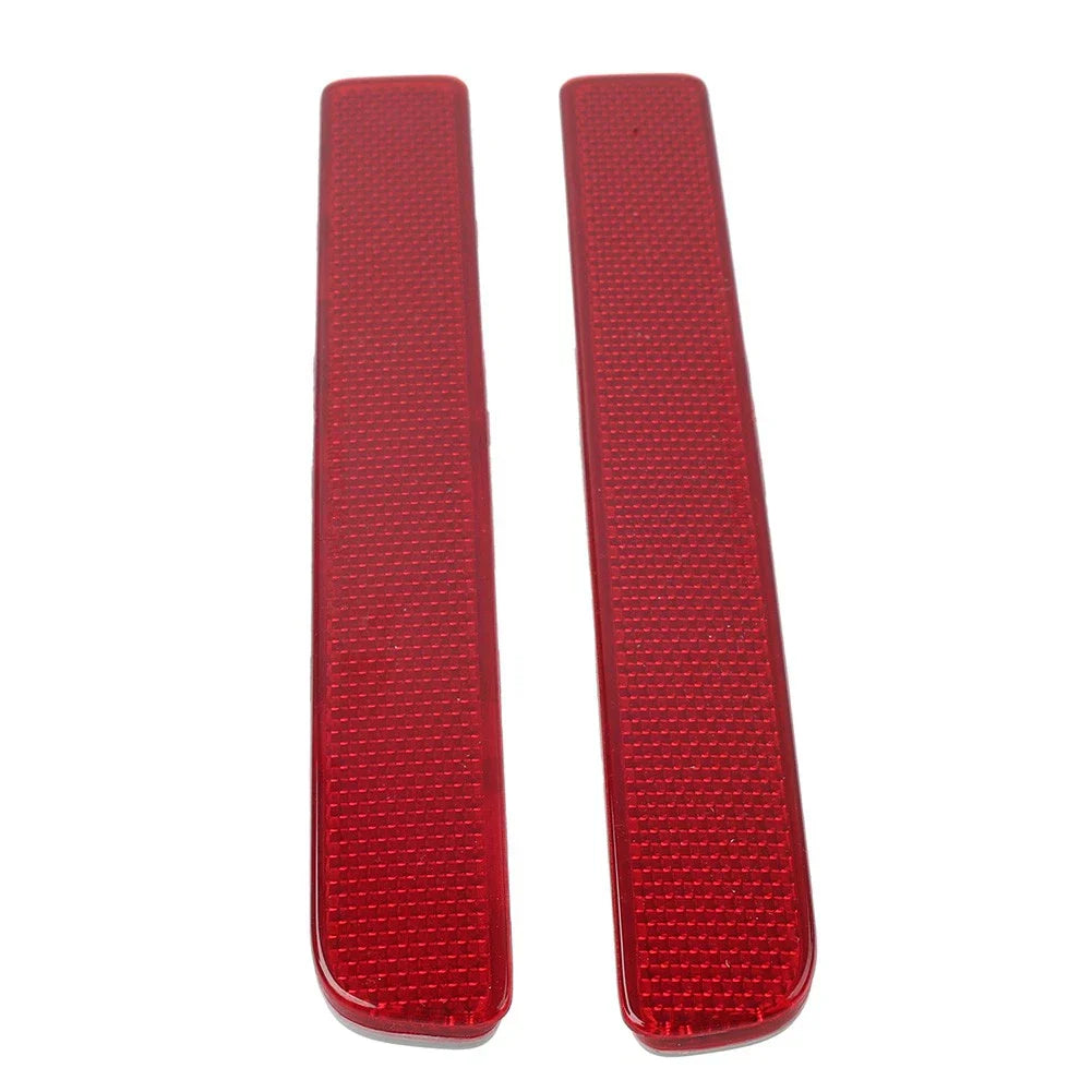 Rear Bumper Reflector Red Lens for Land Rover Discovery (2004-2016)