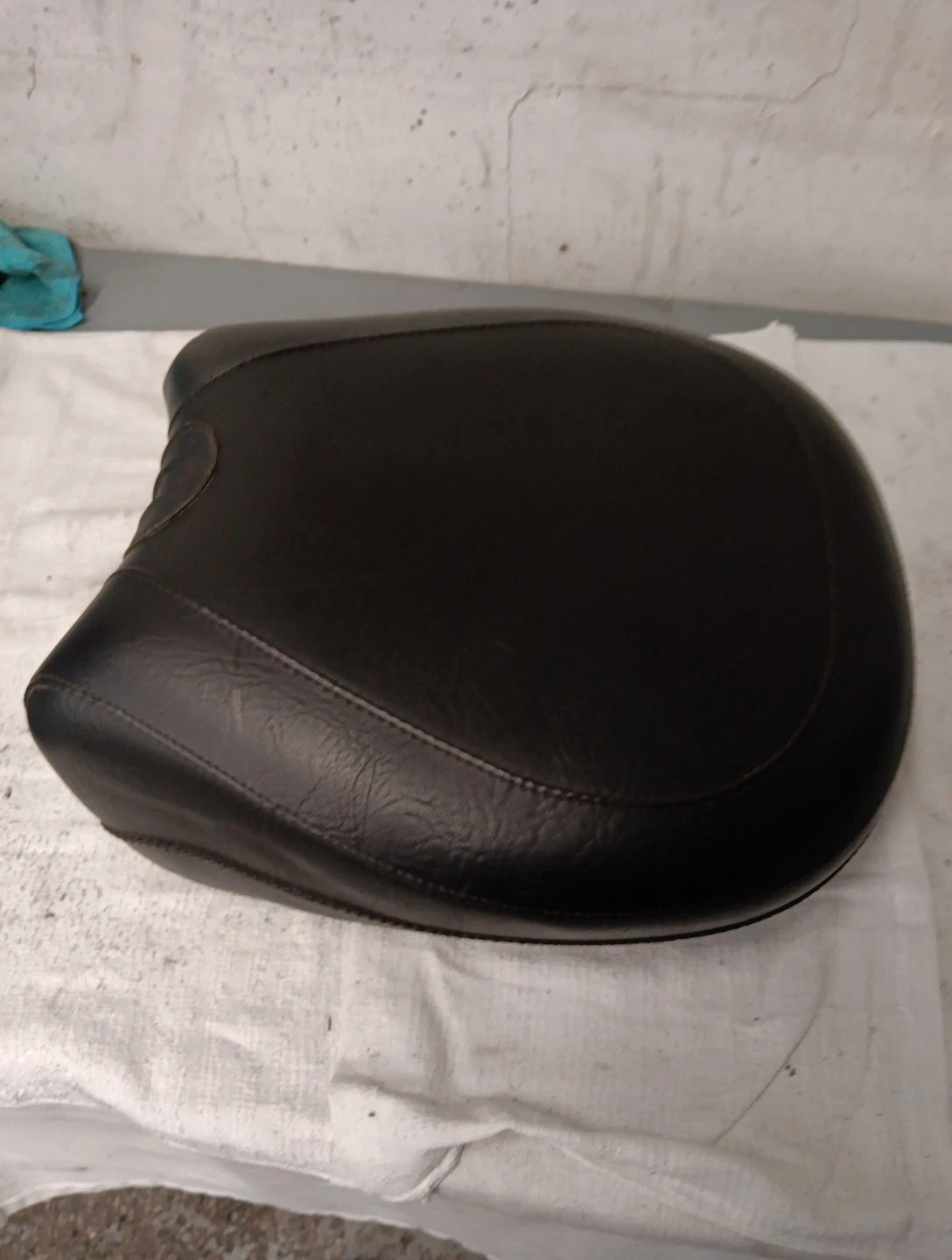 Mustang Passenger Seat for Harley-Davidson Softail (2006–2017)