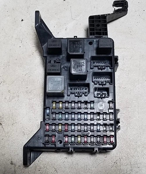 Interior Fuse Block for Jaguar X-Type (2002–2003)