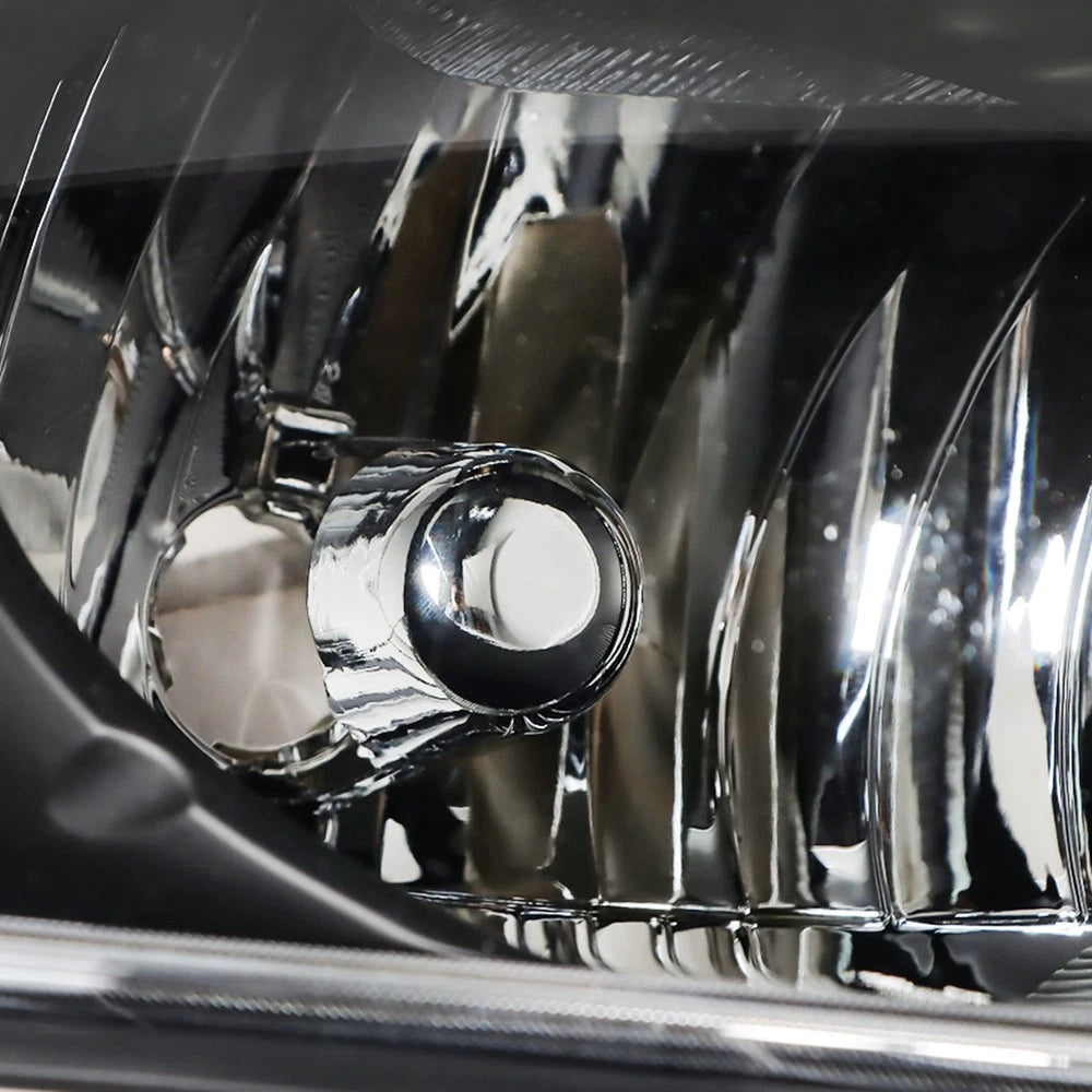 Set of 2 Headlights for Chevy HHR (2006–2011) Halogen Black Housing Clear