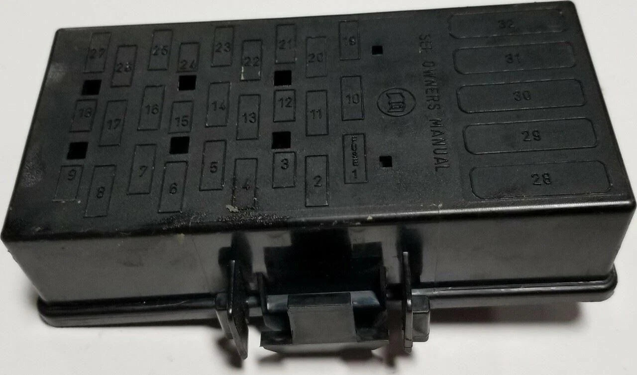 Dash Fuse Box Cover for Ford Crown Vic Grand Marquis Town Car (1998–2011)