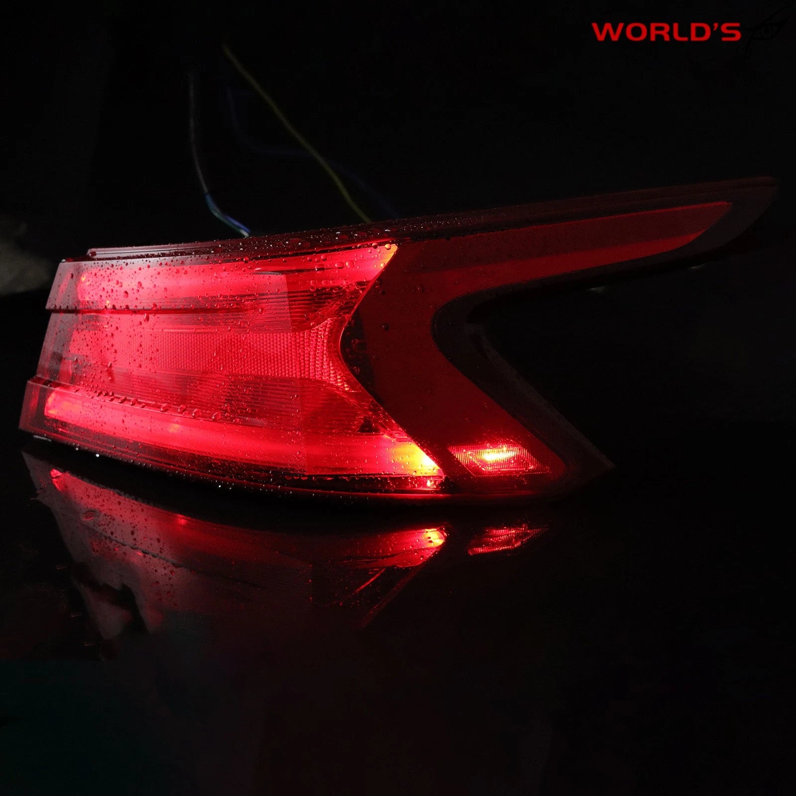 Passenger Outer Tail Light Assembly for Nissan Maxima (2016–2018)