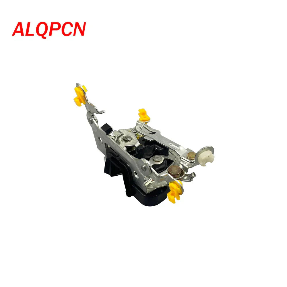 Right Front Door Latch Lock for Nissan Navara D21 Frontier (1986-1997)