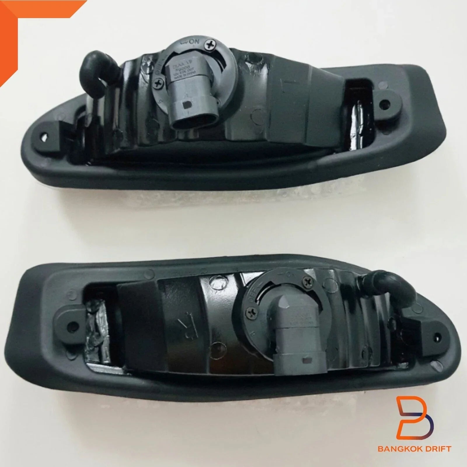 Fog Lamp Spot Light for Toyota Hilux MK5 2WD (2003-2005)