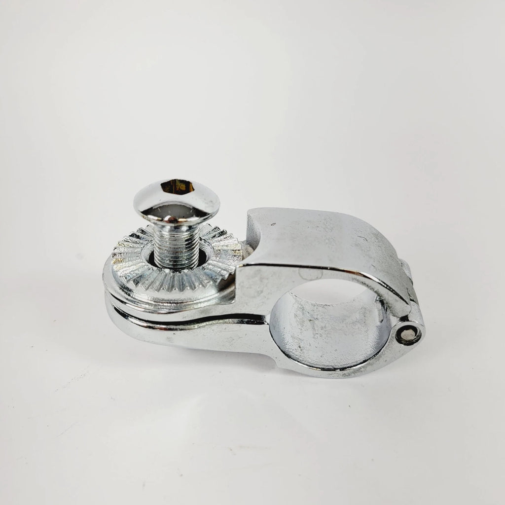 OEM Engine Guard Crash Bar Mount Clamp for Harley Davidson (2007–2007)