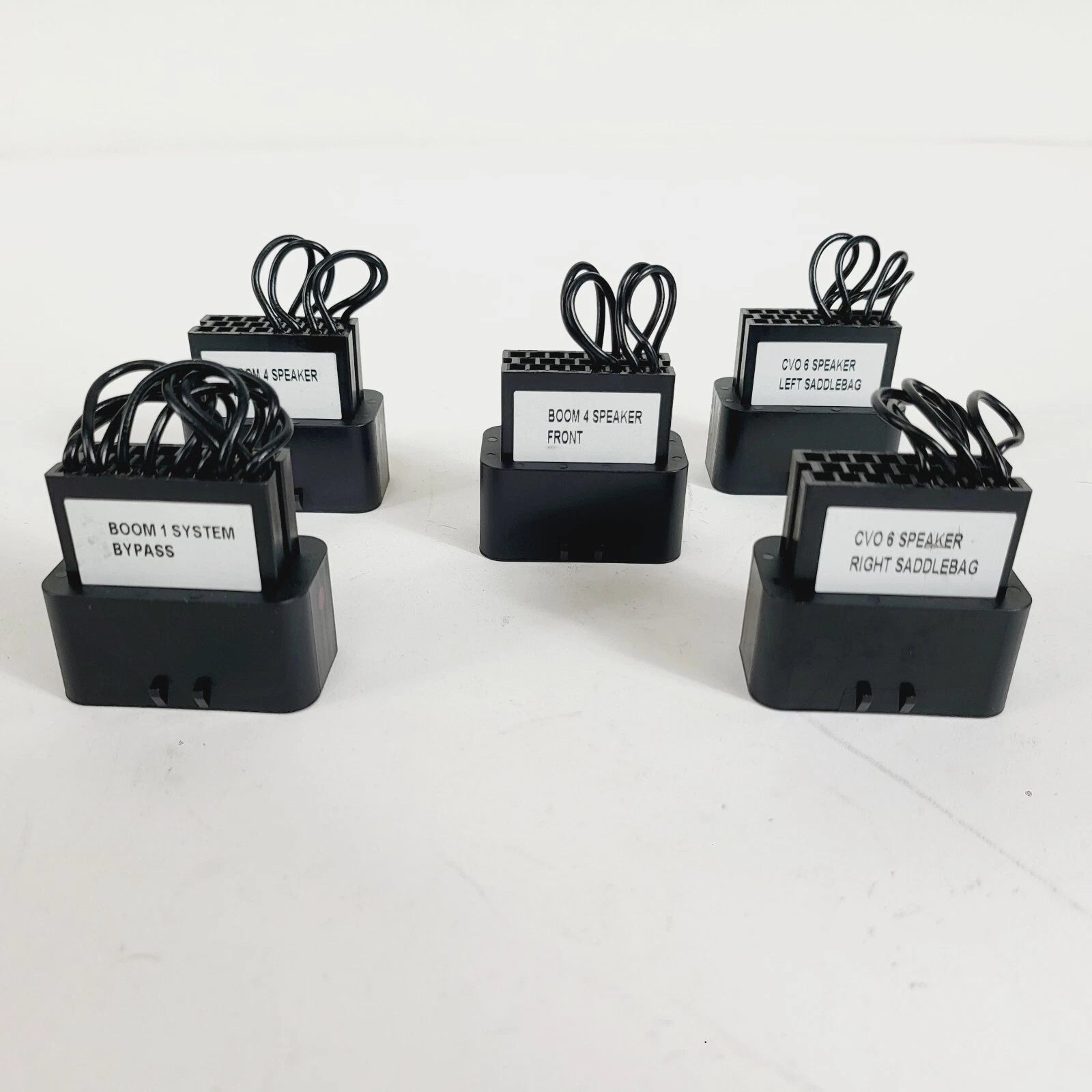 Set of 2 Rockford Fosgate Boom Audio Amplifier Bypass Plugs for Harley Davidson (2014–2023)