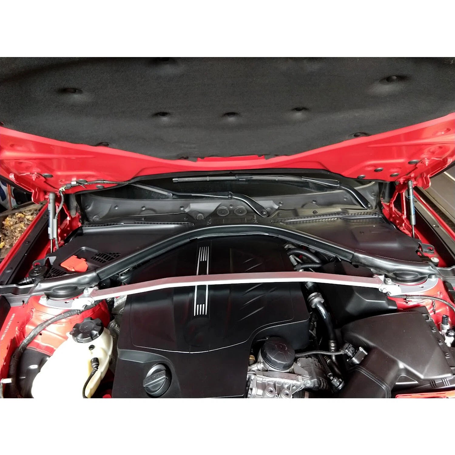 Front Engine Upper Strut Bar Tower Brace for BMW 3 Series F30/F31/F34/F35 (2012–2018)