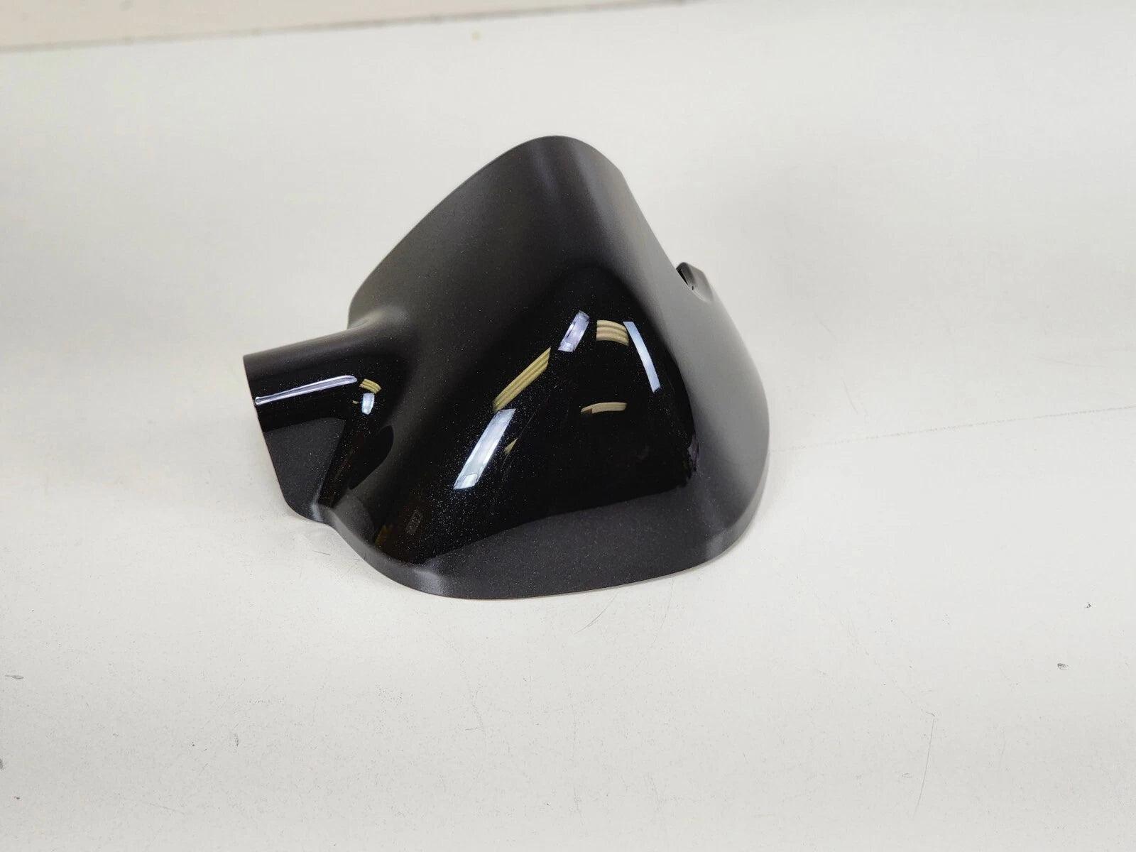 Vented Lower Leg Fairing Right Cap for Harley Touring (2000–2013)