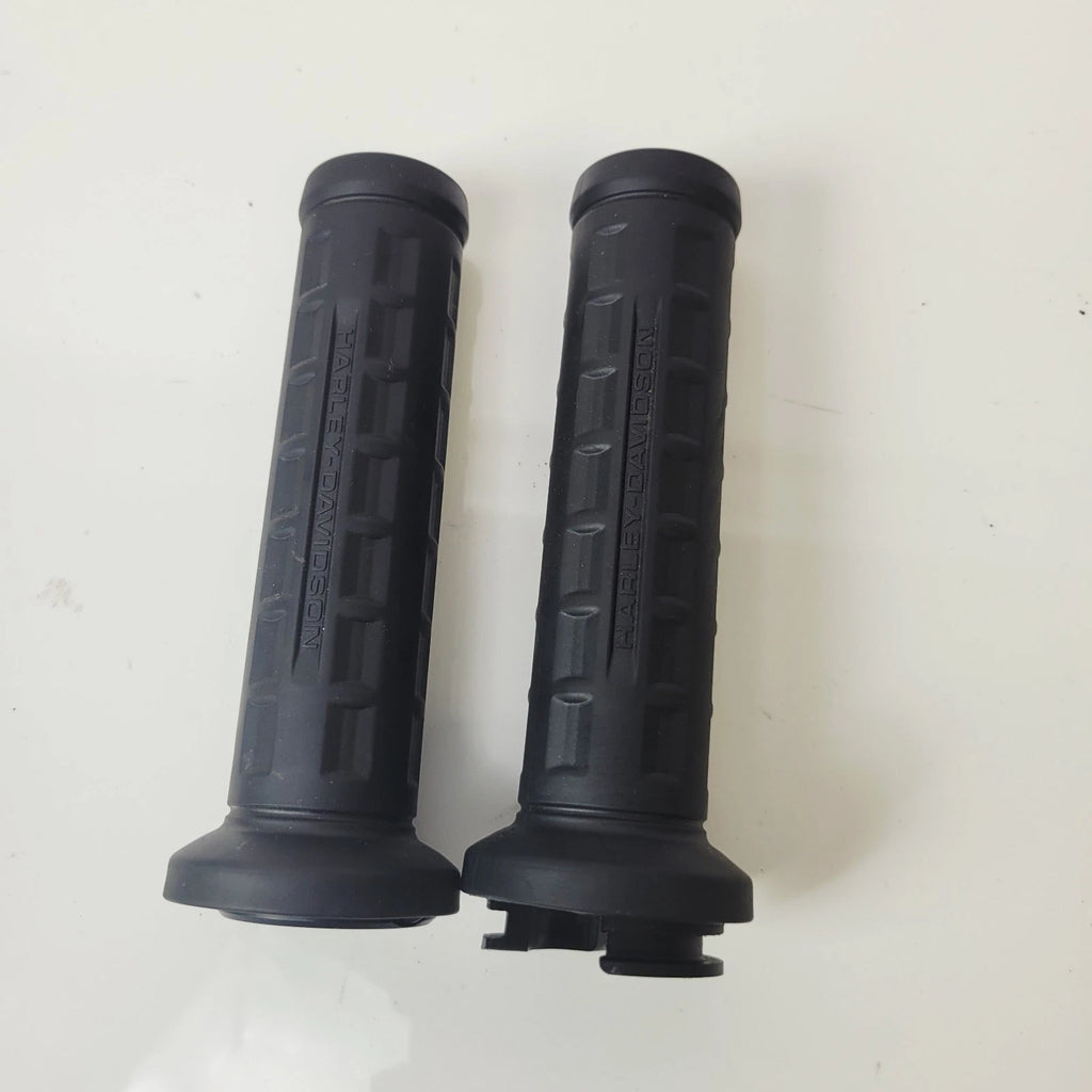 RH Grip for Harley-Davidson Pan America Nightster Sportster S (2021–2025) 56100368