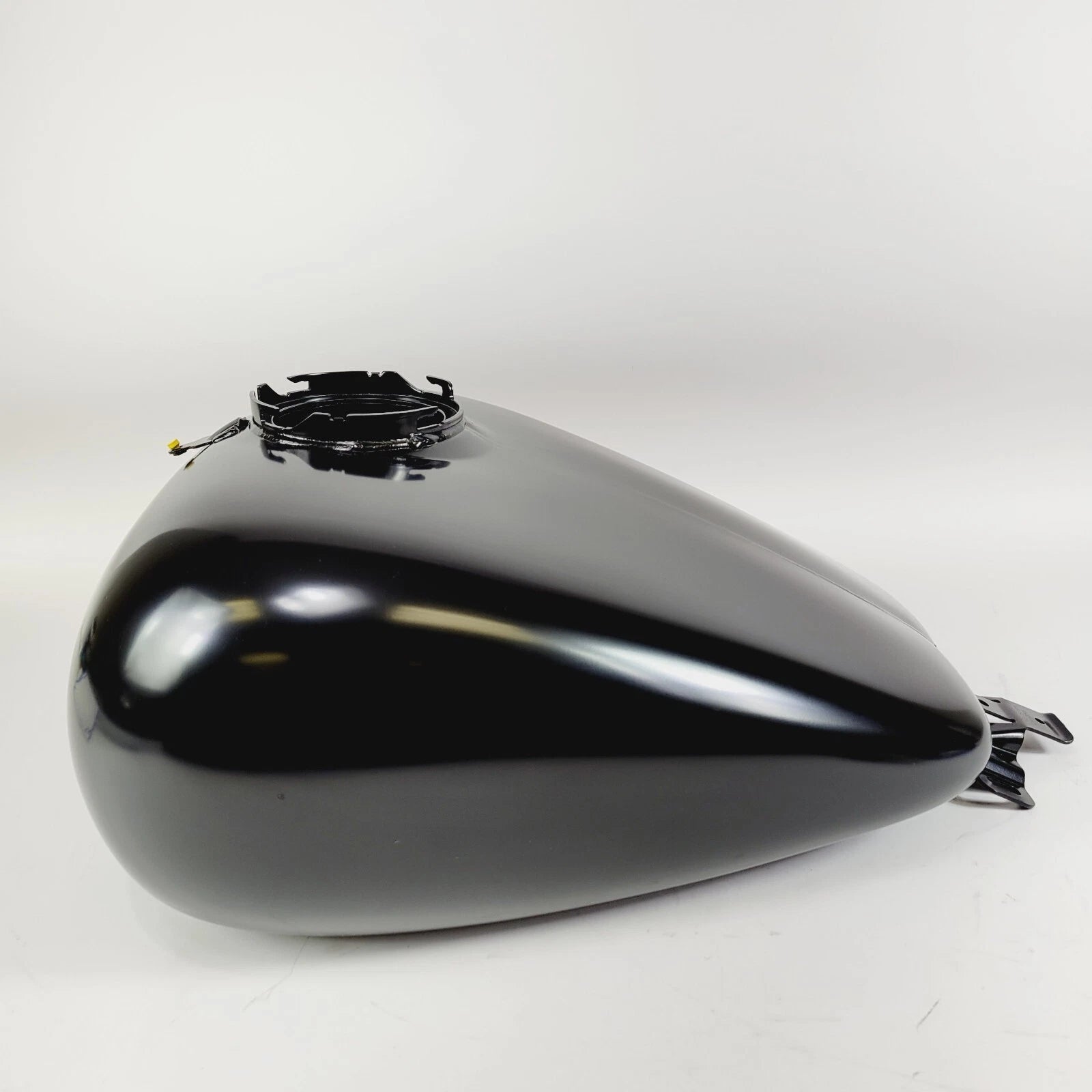 6 Gallon Gas Fuel Tank for Harley-Davidson Touring (2008–2023) 61356-08