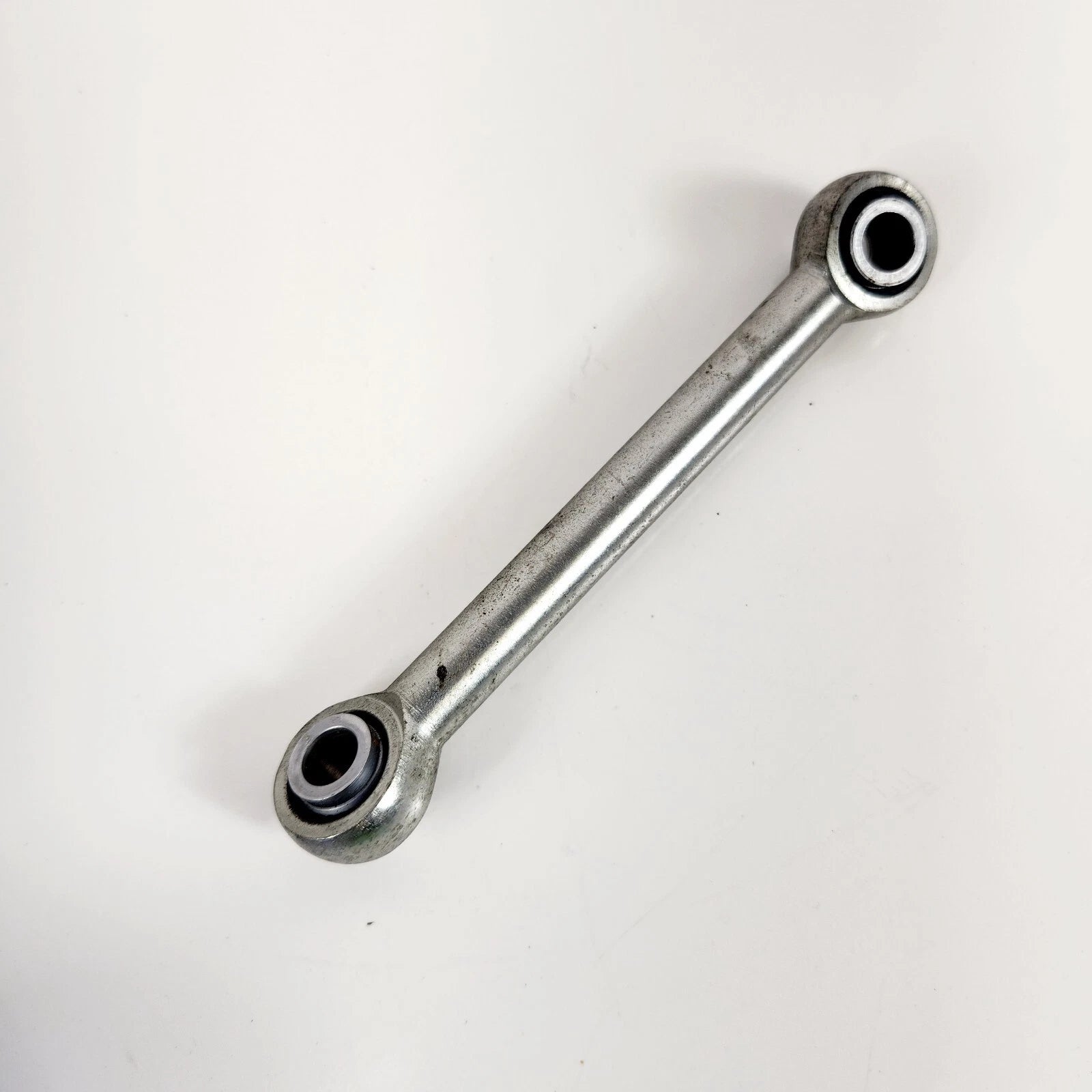 OEM Engine Mount & Stabilizer Linkage for Harley Road King Electra Glide (2009–2016)