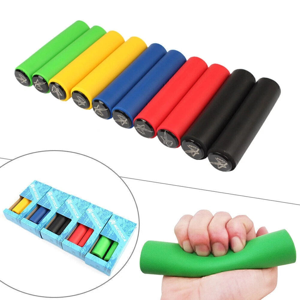 Handlebar Grips with End Plugs for MTB Bike (22.2mm Diameter)