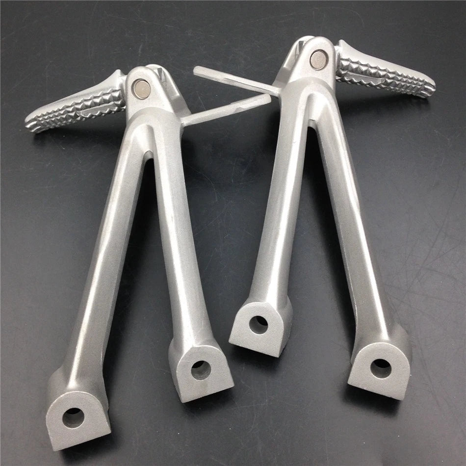 Silver Rear Passenger Foot Pegs Bracket for Suzuki GSX-R600 GSX-R750 (2006–2007)
