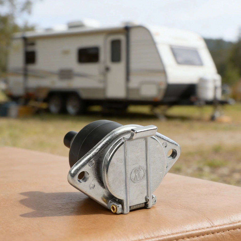 7 Pin Trailer Connector for 24V Vehicles (Plastic, Black/Silver Brass Pins)