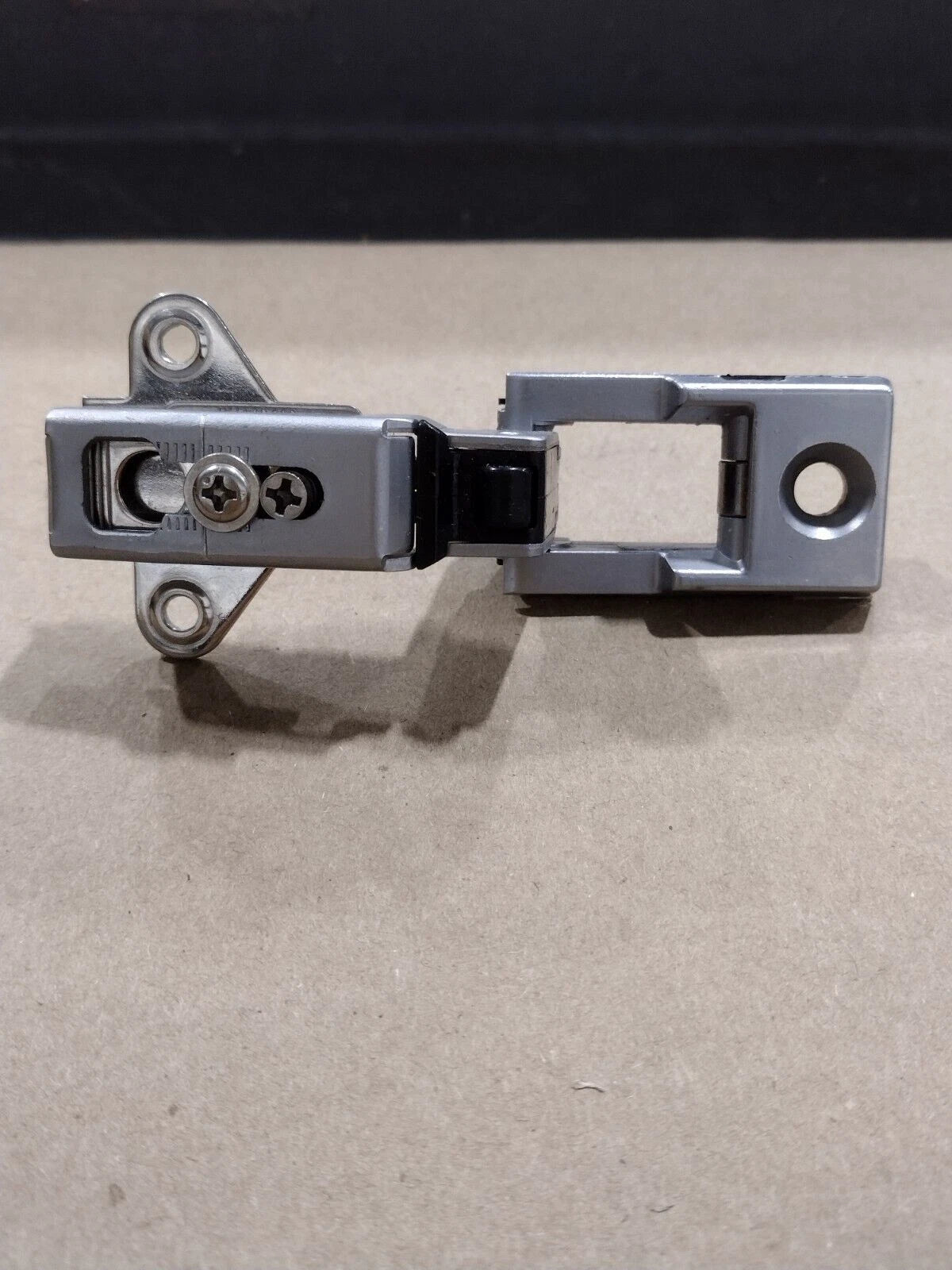 Cabinet Hinge with Black Cover for Maxum 14899 (Out of Box)