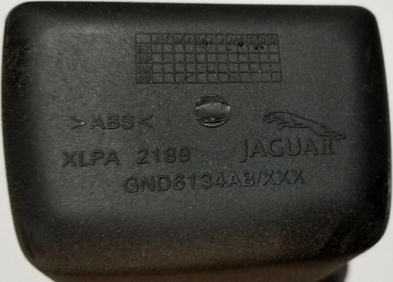Dashboard Storage for Jaguar XJ8 XJR VDP (1998–2003) GND6134AB