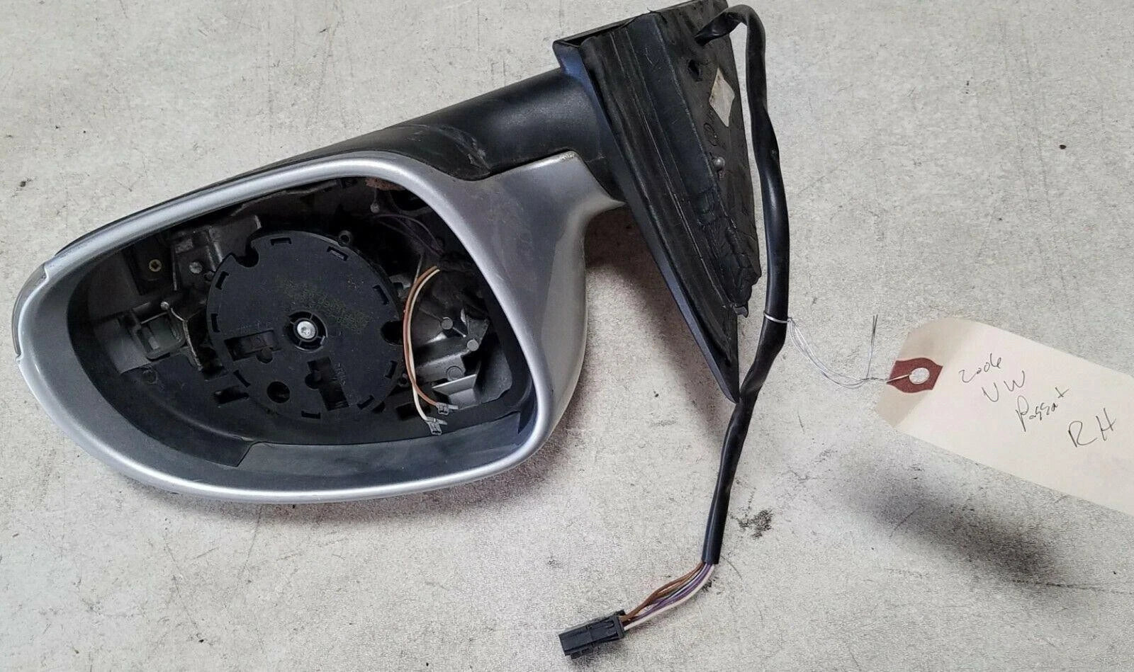 Passenger Side Mirror Housing for Volkswagen Passat (2006–2009) OEM Silver