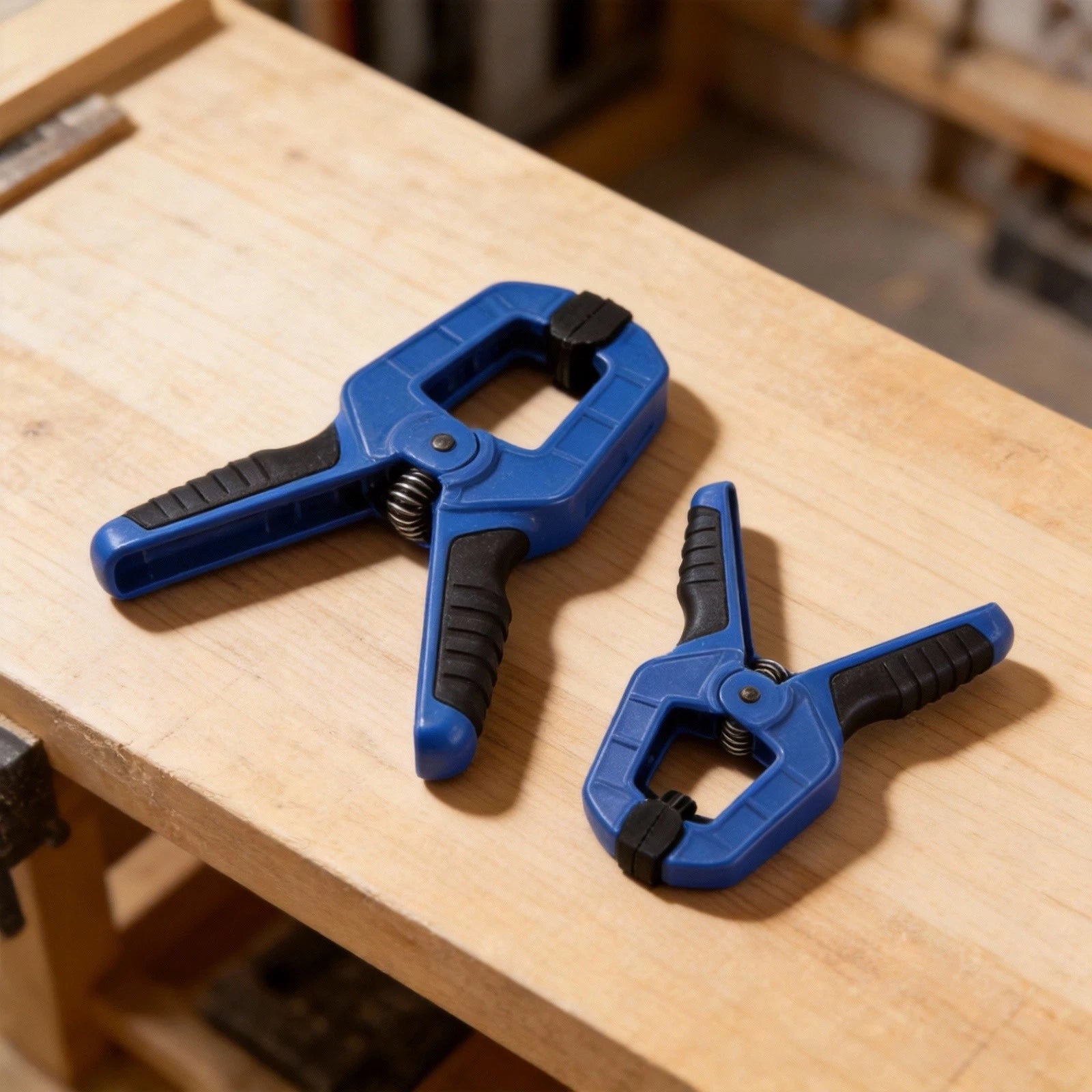 Set of 4 Spring Clamps for Woodworking (4 Inch & 6 Inch)