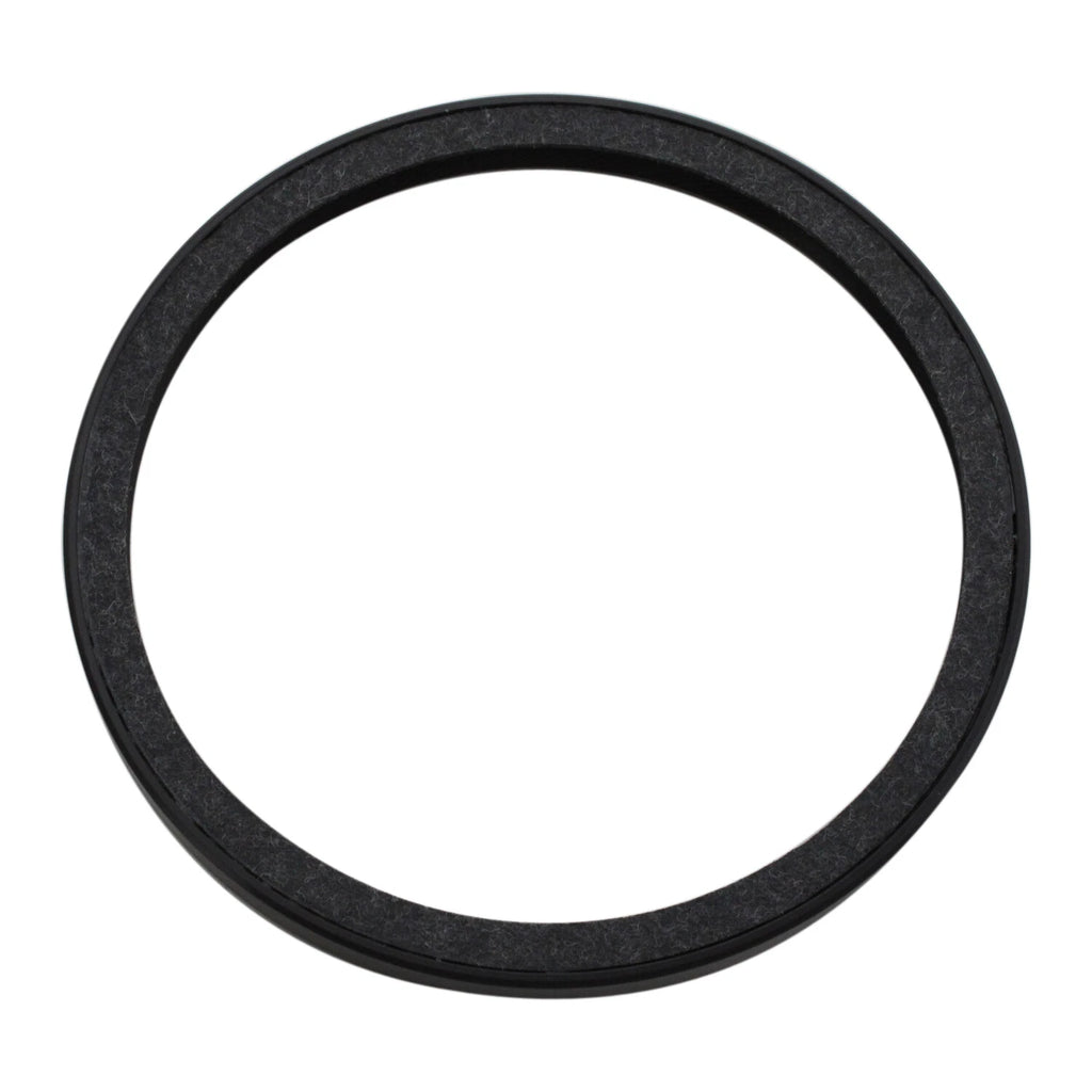 Elring Rear Crankshaft Seal 9458178 / 135.190 for Volvo S60 XC60 XC70 (2001–2018)