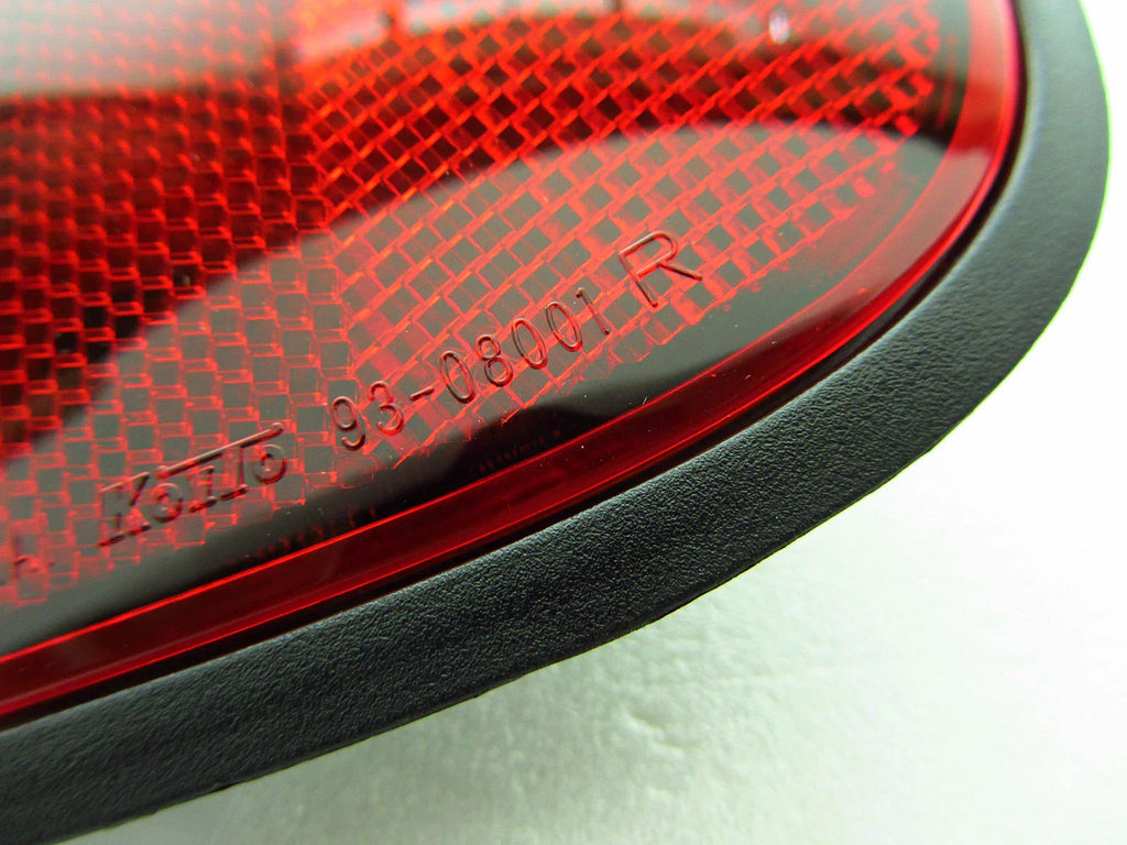 Genuine Mitsubishi Triton L200 MN ML Rear Reflector for 2006-2012