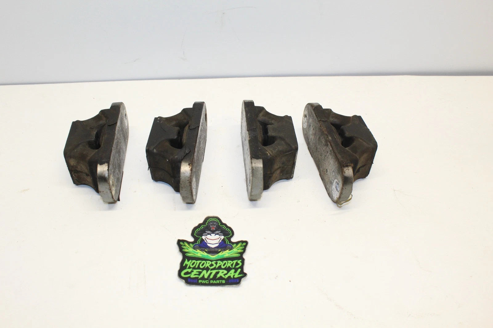 Engine Motor Mount Set of 4 for Yamaha Waverunner FX GP GPR FZR FZS VX (Freshwater)