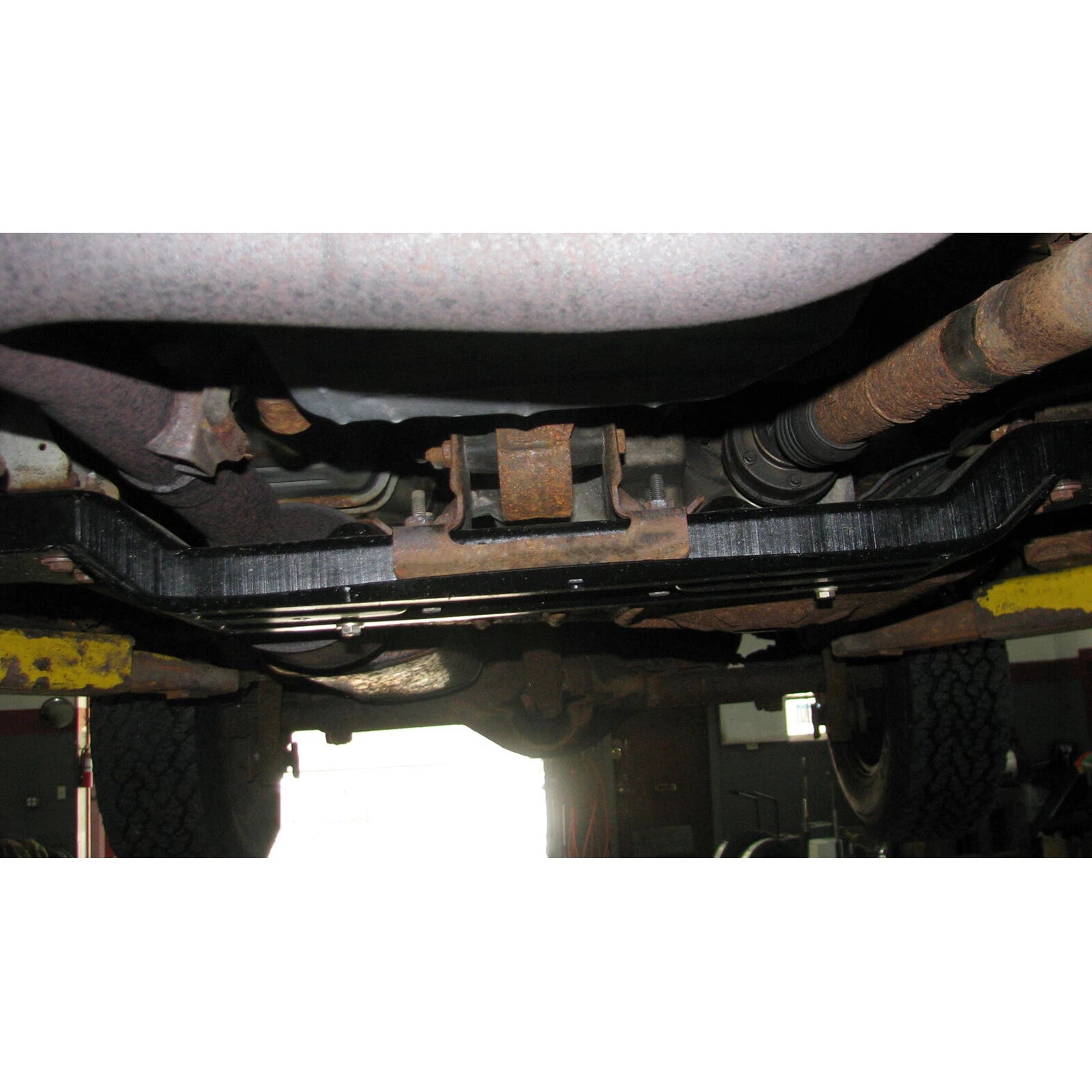 Transmission Crossmember Skid Plate for Jeep Grand Cherokee WJ (1999–2004)