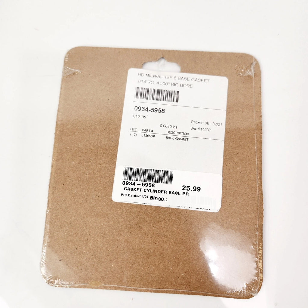 Cometic Base Gasket 4.5" Bore (.014" Thickness) for Harley M8 (2017–Present)