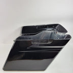 Stretched Saddlebags Pinstripes for Harley Street Glide (2014)