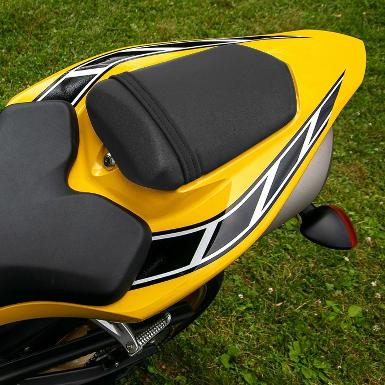 Pillion Passenger Seat for Yamaha YZF R1 (2004–2006) Black