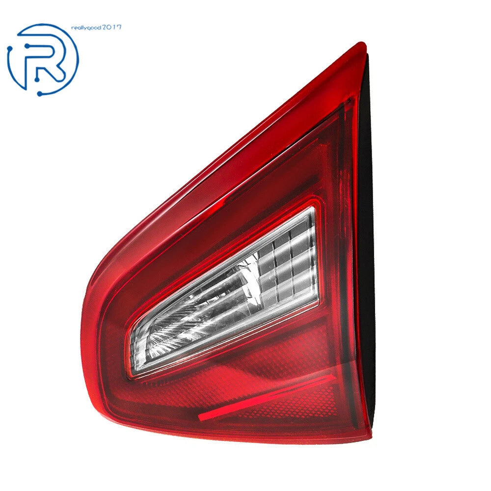 Right Halogen Inner Tail Lamp Tail Light for Nissan Altima (2016–2018)