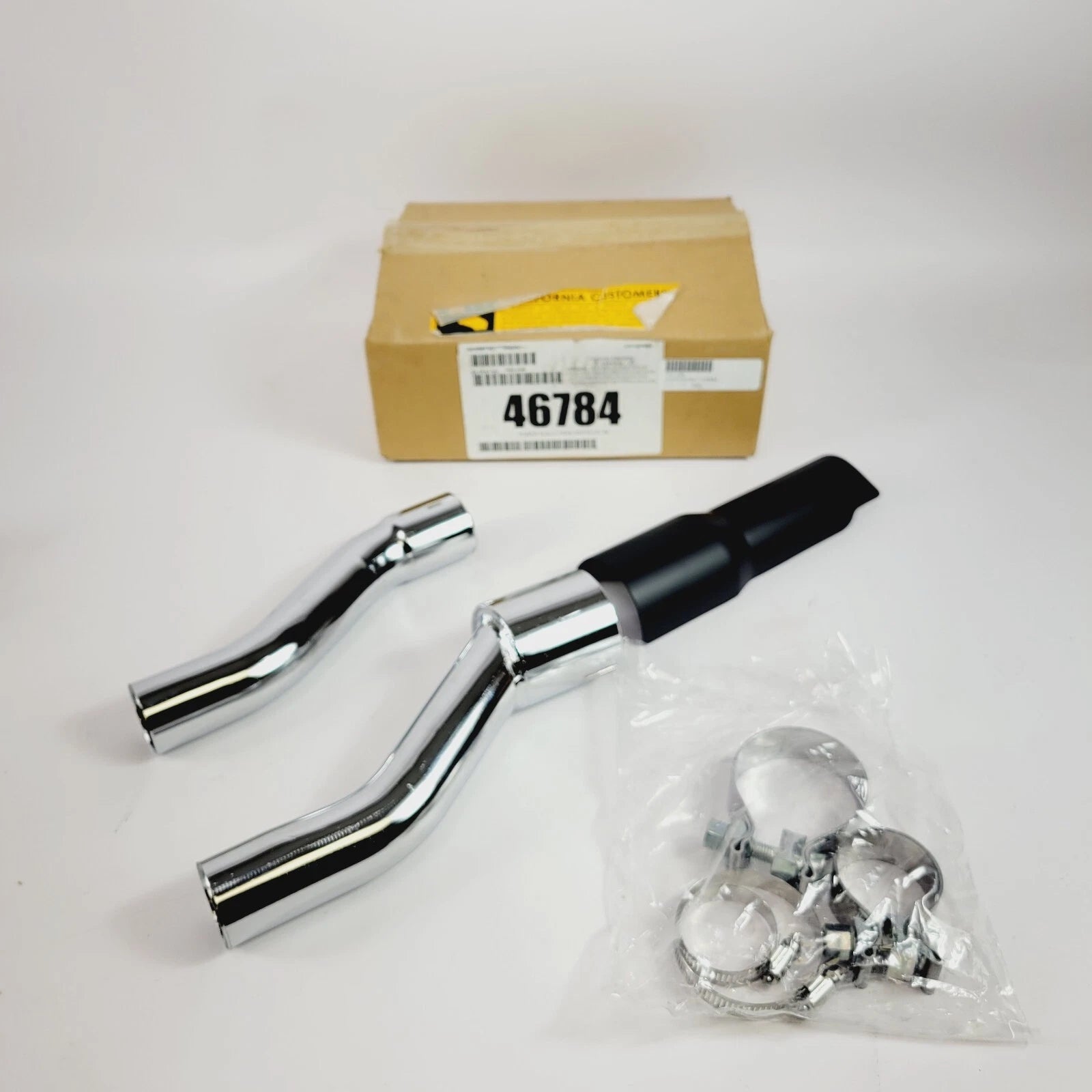 Muffler Adapter Kit for Harley Trike (2017–2024) 46784, Black