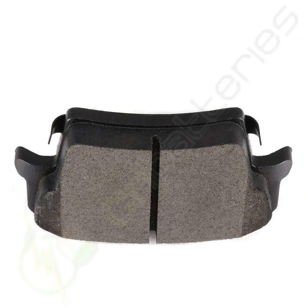 4X Rear Low Dust Metallic Brake Pads for Dodge Magnum (2005–2008)