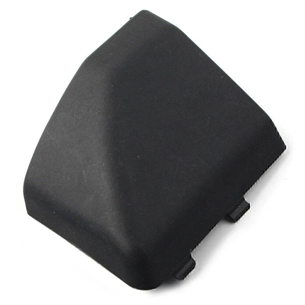 Left Rear Black Wheelarch End Cap for Land Rover Discovery 3 & 4 (2005-2016)