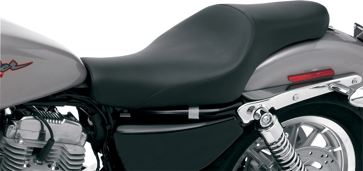 SADDLEMEN Pro Tour Seat for XL (2004–2020) 3.3 Gallon Tanks 807-11-066
