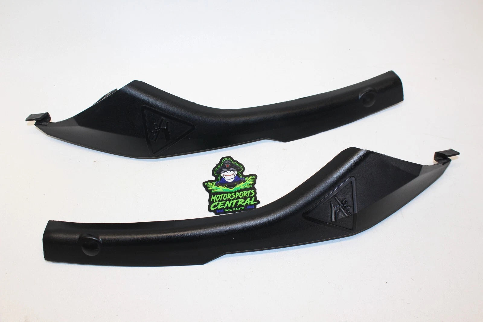 Suspension Scraper Joint Trim Body Gap Cover for Sea-Doo GTX RXT (2009–Present)