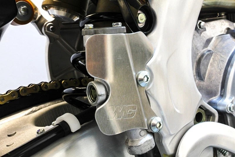 Aluminum Rear Master Cylinder Guard for Yamaha YZ250F YZ450F (2001–2023)