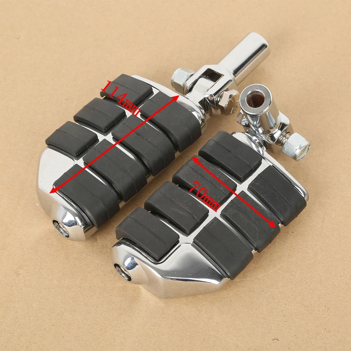 2X Rear Lion Paw Foot Pegs Support Mount for Harley Softail (2000–2006)
