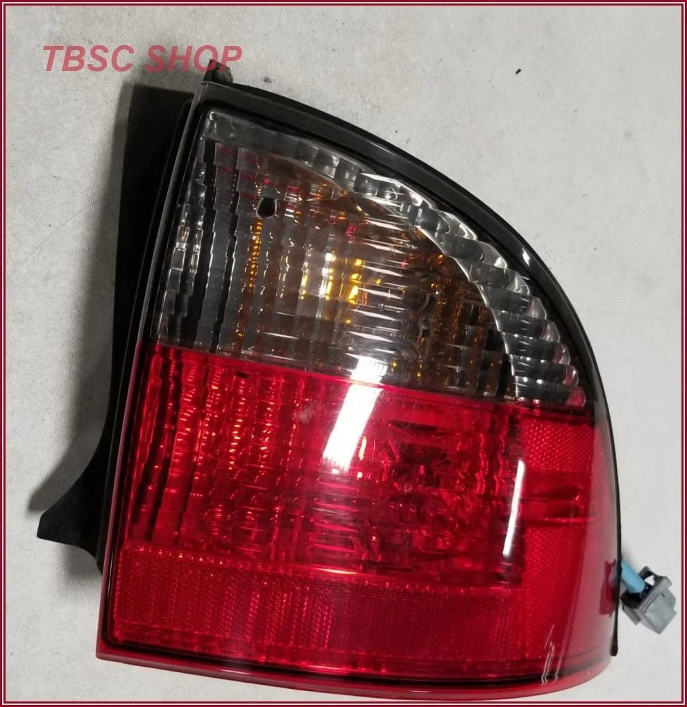 Right Passenger Side Corner Tail Brake Light for Lincoln LS (2003–2006)