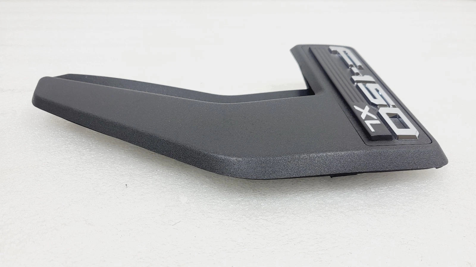 Right Fender Vent Emblem Nameplate for Ford F150 (2021–2025) ML3Z-16720-A