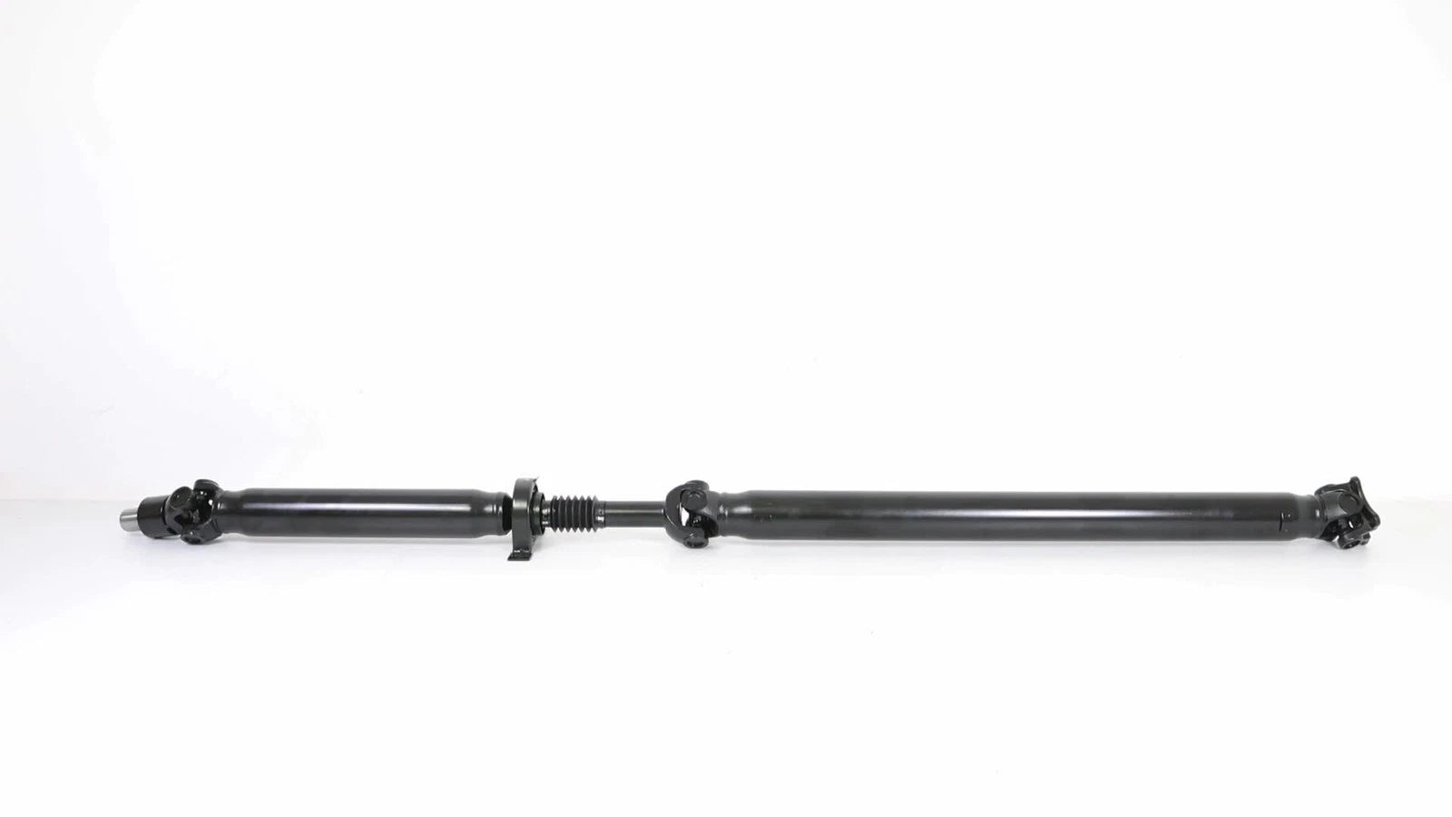 Rear Drive Shaft Assembly for Nissan Titan (2008–2015) 946-296