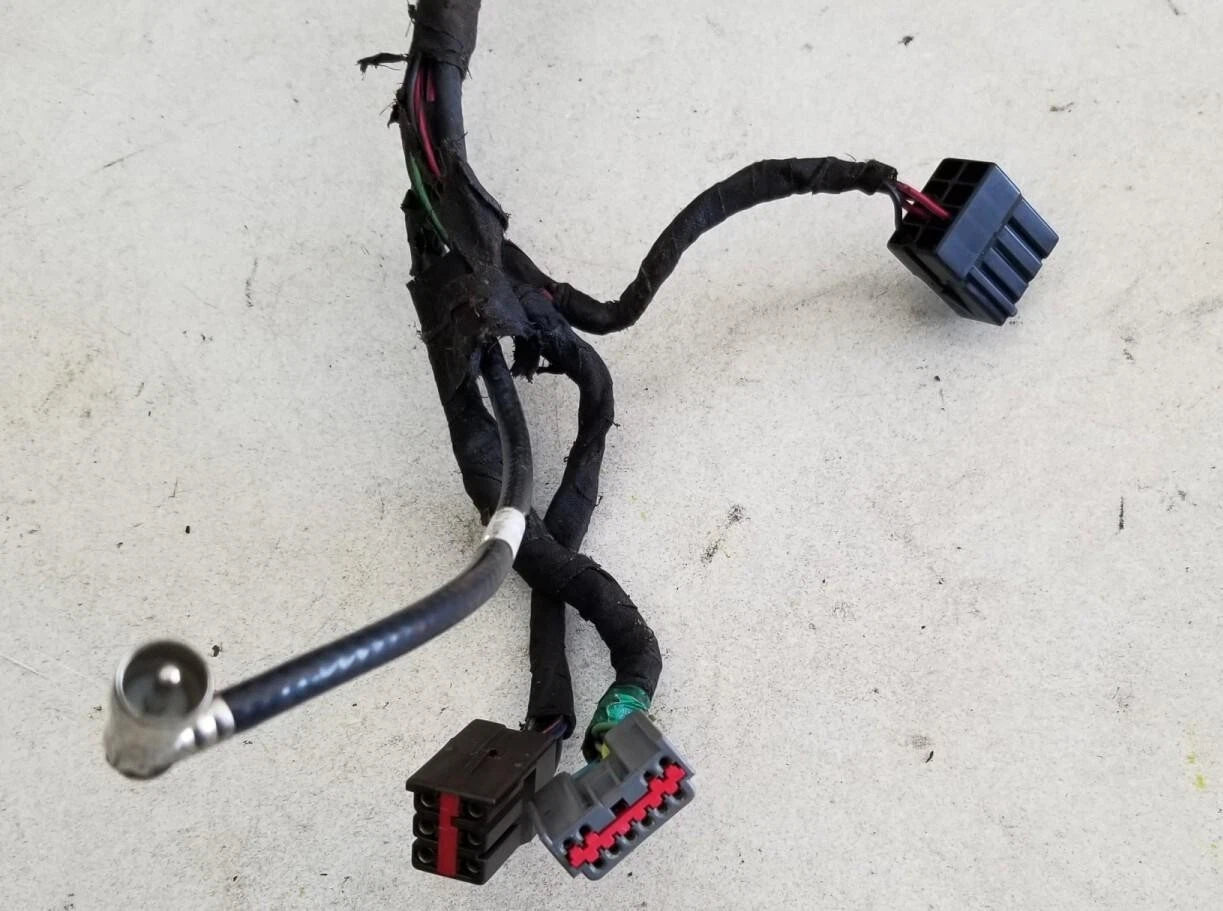 Radio Tape Player Dash Harness for Lincoln Mark VIII (1997–1998) F7LB-18B864-AE