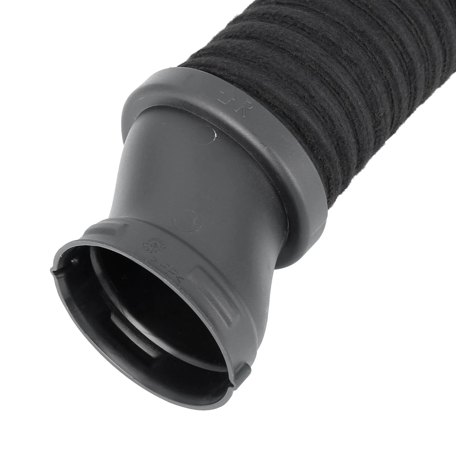 Car Engine Air Intake Hose Tube for Mercedes-Benz E550 CLS550 (2007–2010)