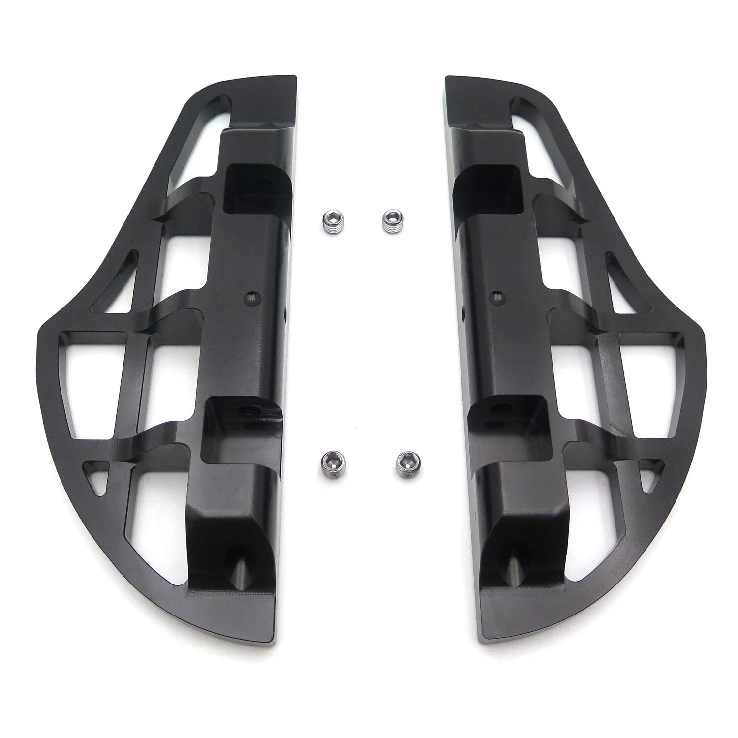 Dominator Shark Fin Footboard for Harley Softail Deluxe Slim (2000–2019)