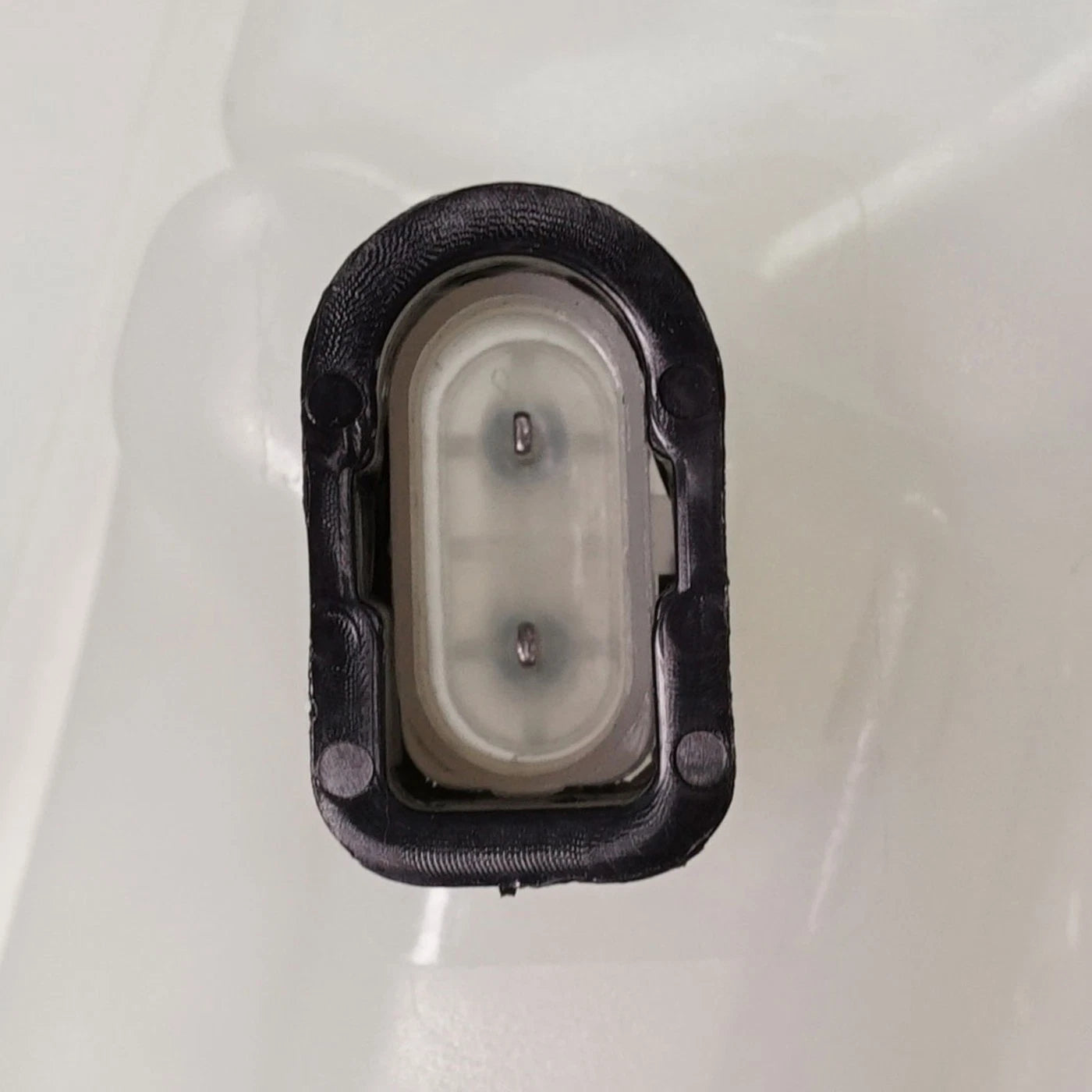Coolant Reservoir Expansion Tank for Audi A4 (2002–2008)