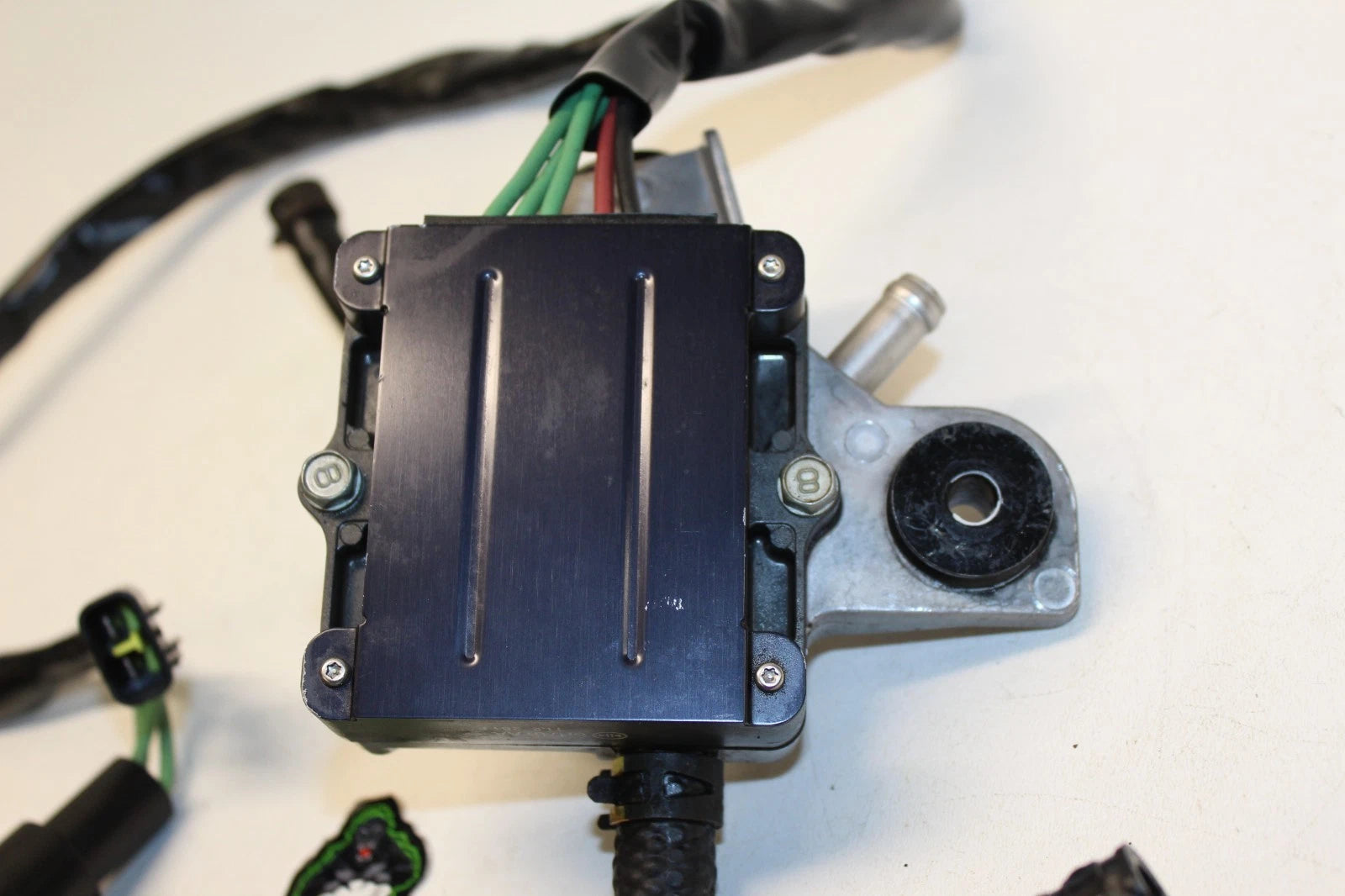 Voltage Regulator Rectifier for Yamaha FZR FZS FX SHO AR240 SX240 VXR VXS VX