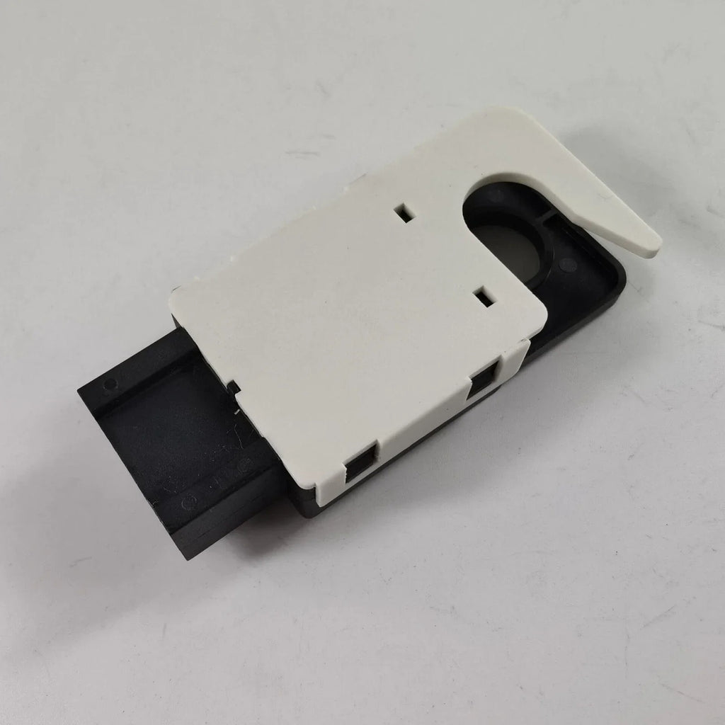Stoplight Brake Light Switch for Cadillac/Chevrolet (1999-2013)