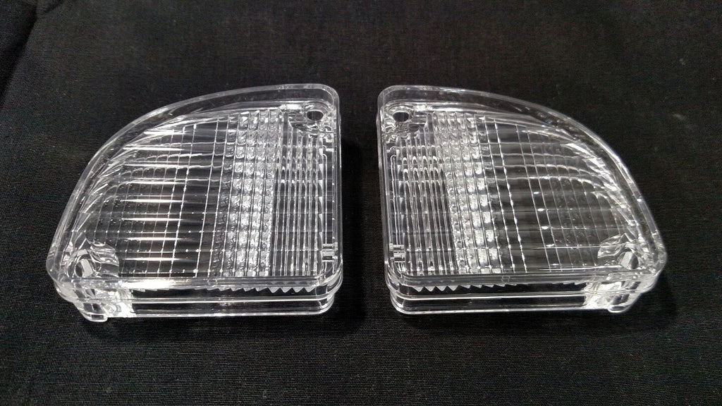Pair Reverse Light Lens and Gaskets for 1967–1972 Chevrolet Pickup Truck