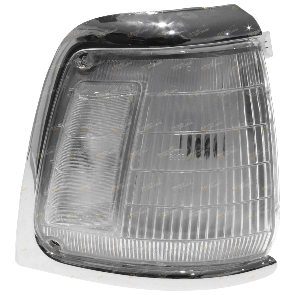 RH Chrome Corner Light with Clear Hump for Toyota Hilux LN85 RN85 (1991–1997)